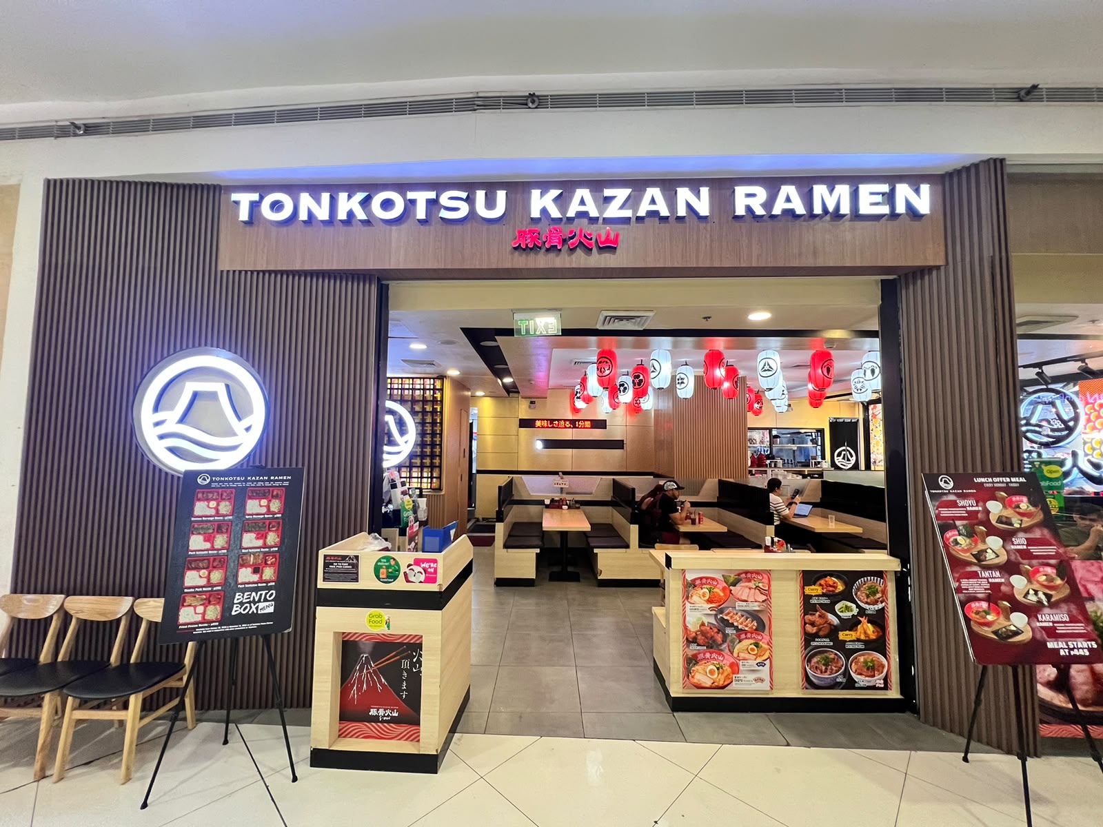 Tonkotsu Kazan Ramen storefront at SM Mall of Asia